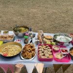 Bir araya gelince, yabancılık biraz daha azalıyor.