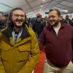 Yalnız olmadığımızı hatırlatan bir akşam.